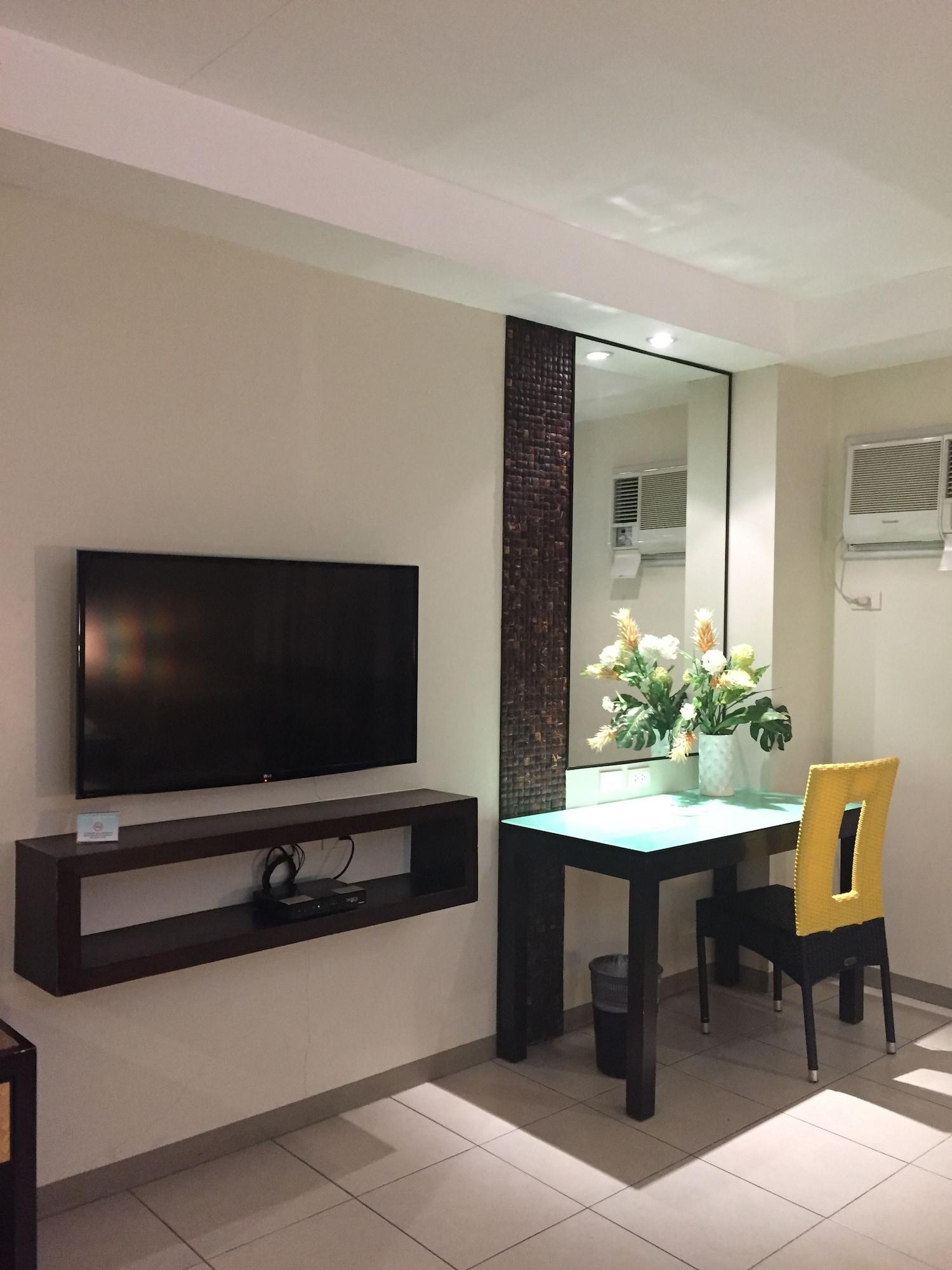 Circle Inn - Iloilo City Center Esterno foto